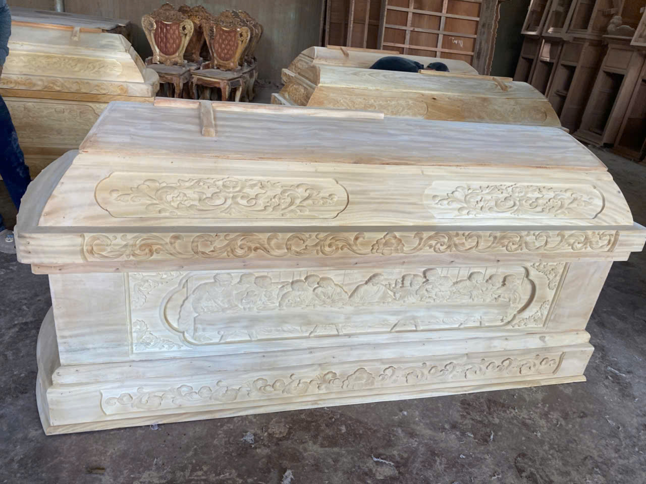 Quan Tài Gỗ Sồi Cao Cấp